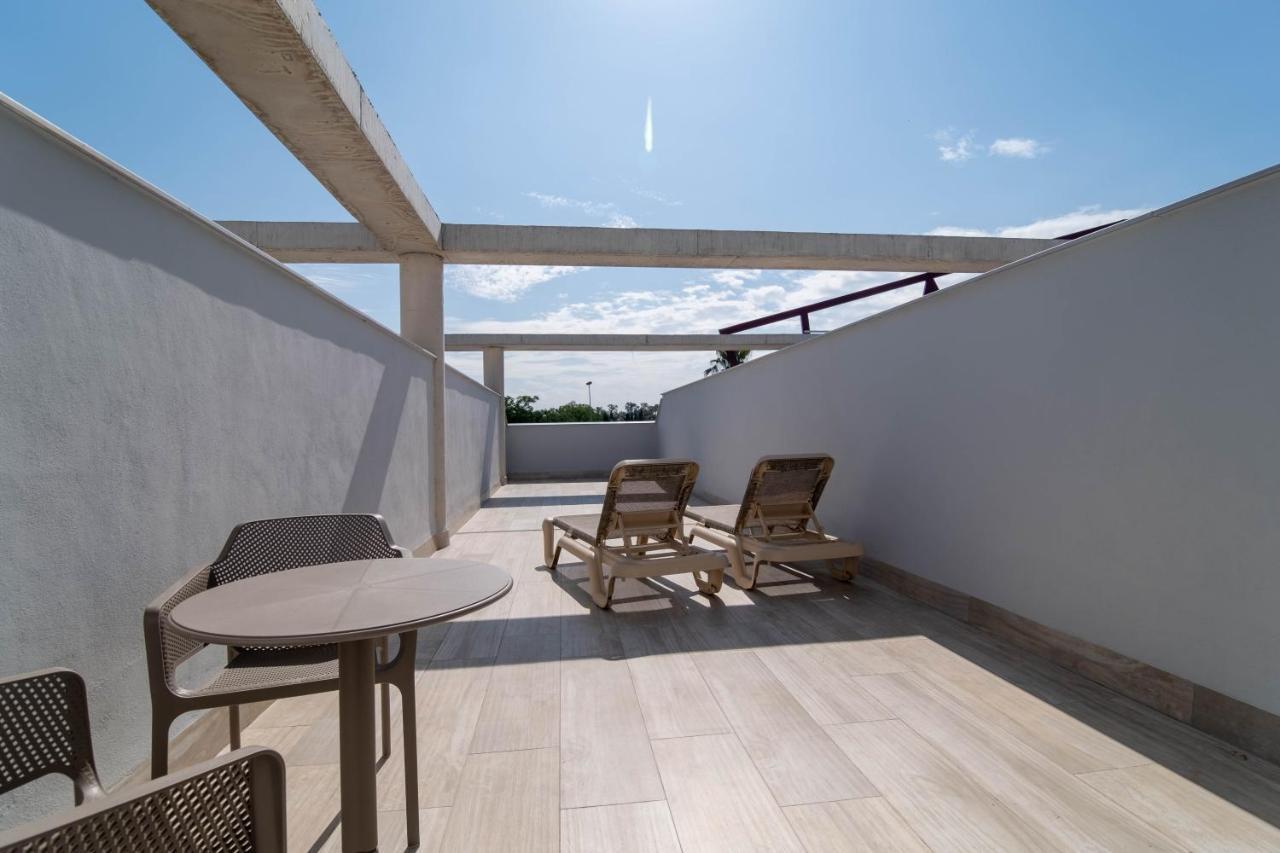 Aljarafe Suites By Qhotels Gelves Eksteriør billede